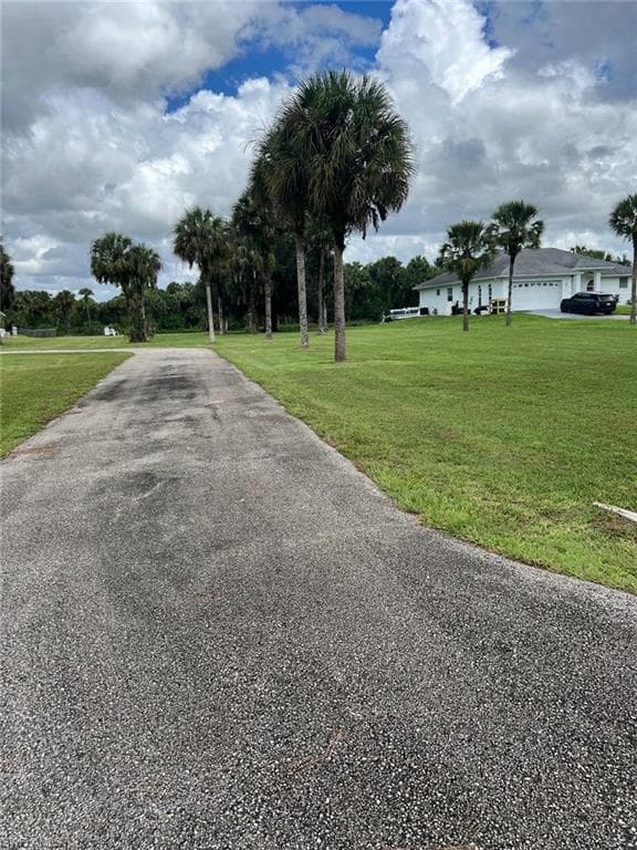 2875 18th Ave SE, Naples, FL 34117-5