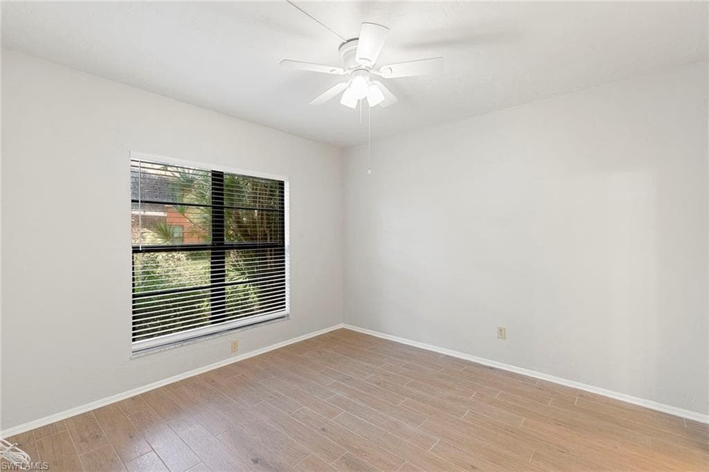 14 Manor Ter 9-106, Marco Island, FL 34145-15