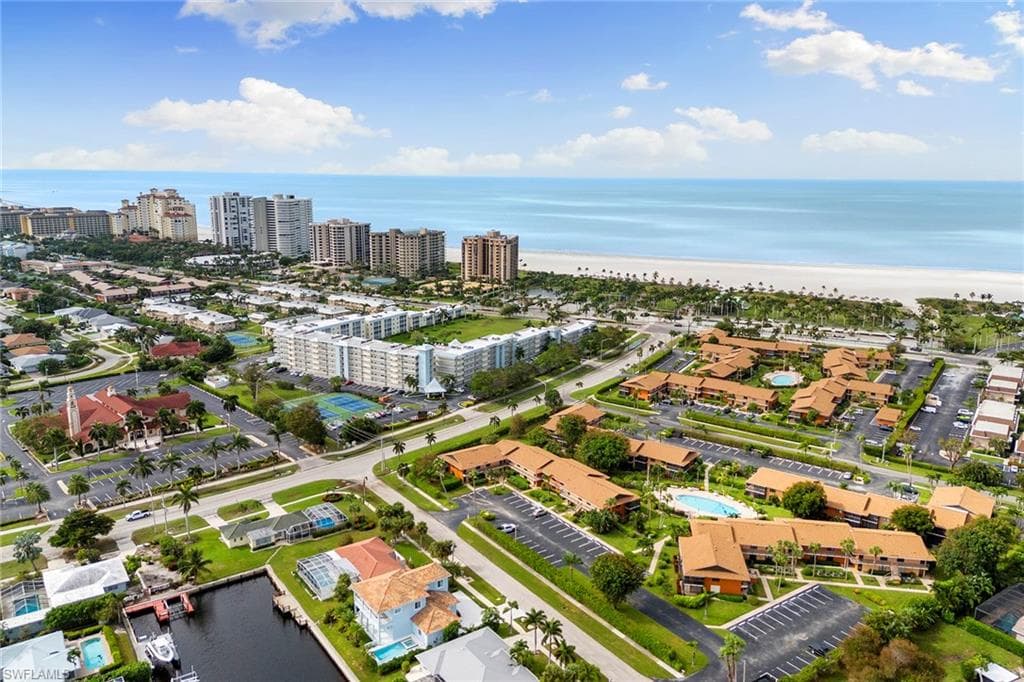 14 Manor Ter 9-106, Marco Island, FL 34145-3
