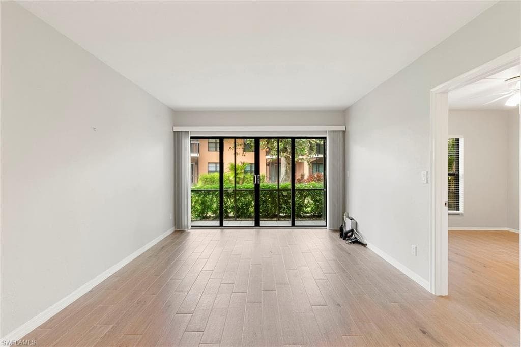 14 Manor Ter 9-106, Marco Island, FL 34145-7