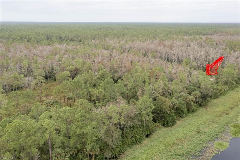 0000 8th Ave SE, Naples, FL 34117-5