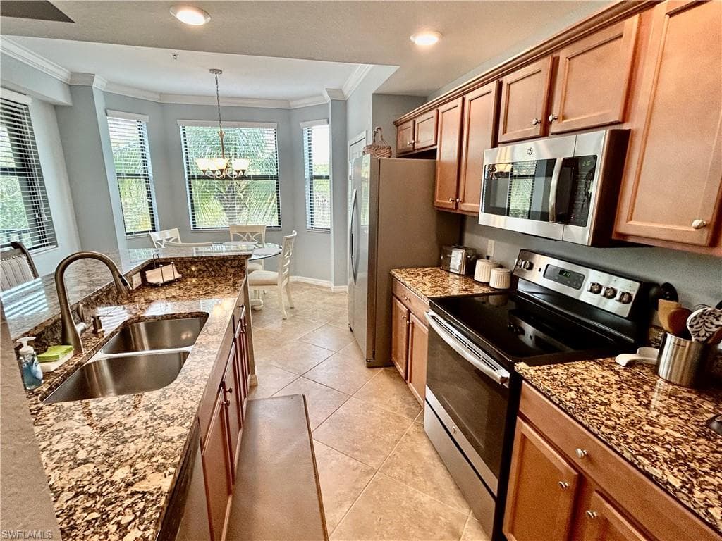9834 Giaveno Cir 1723, Naples, FL 34113-9