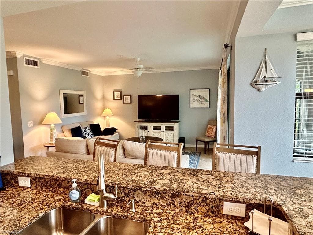 9834 Giaveno Cir 1723, Naples, FL 34113-10