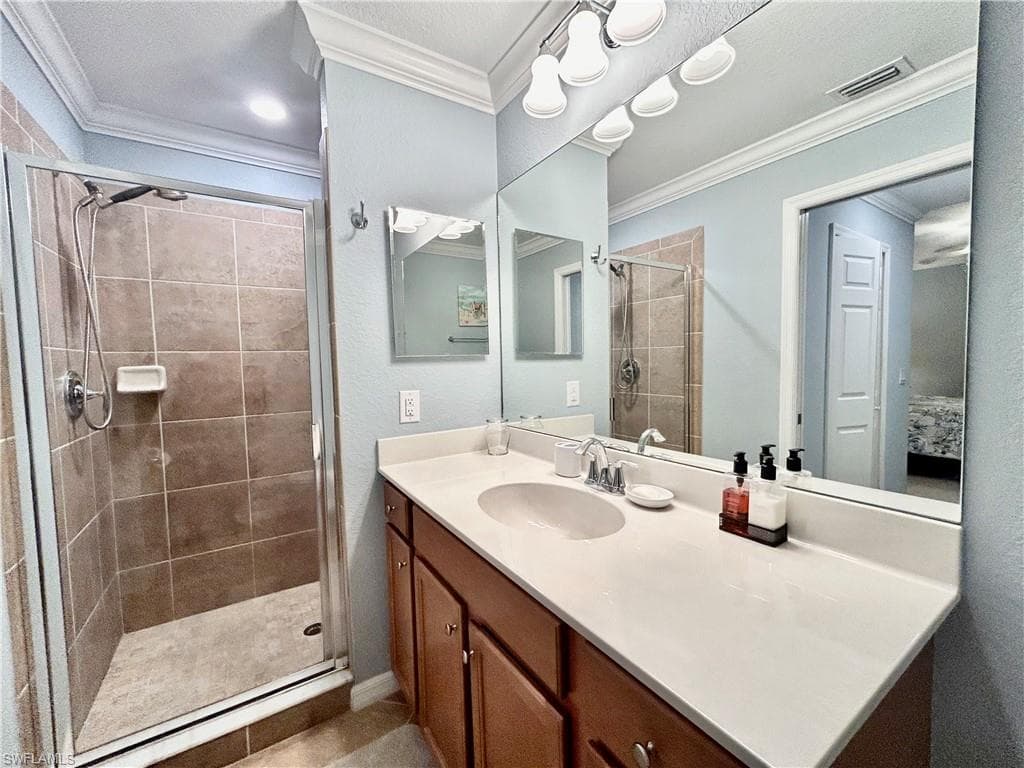 9834 Giaveno Cir 1723, Naples, FL 34113-22
