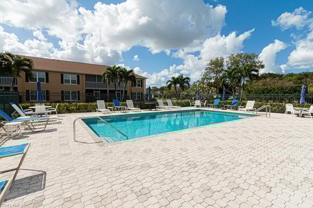 1850 Crown Pointe Blvd A-202, Naples, FL 34112-50