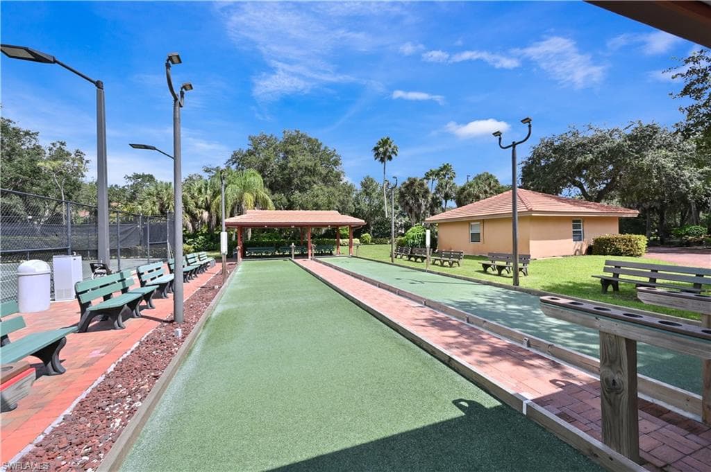 2372 Hidden Lake Dr 803, Naples, FL 34112-20