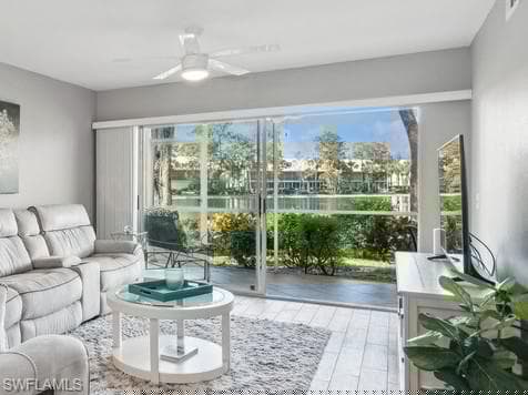 2372 Hidden Lake Dr 803, Naples, FL 34112-3