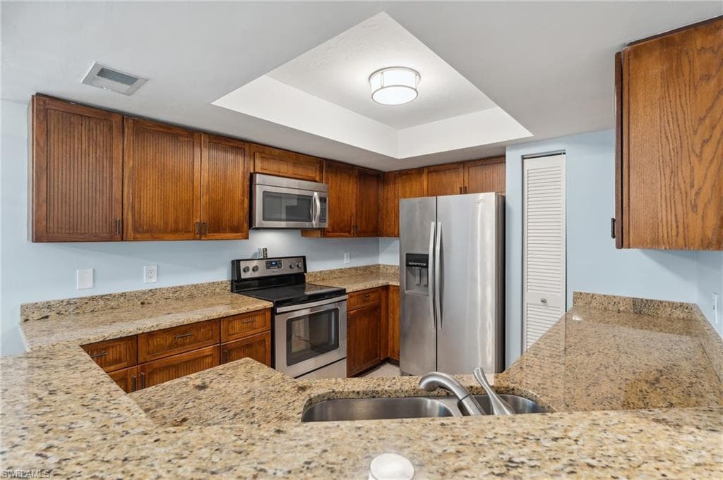 622 Wiggins Bay Dr C-22, Naples, FL 34110-15