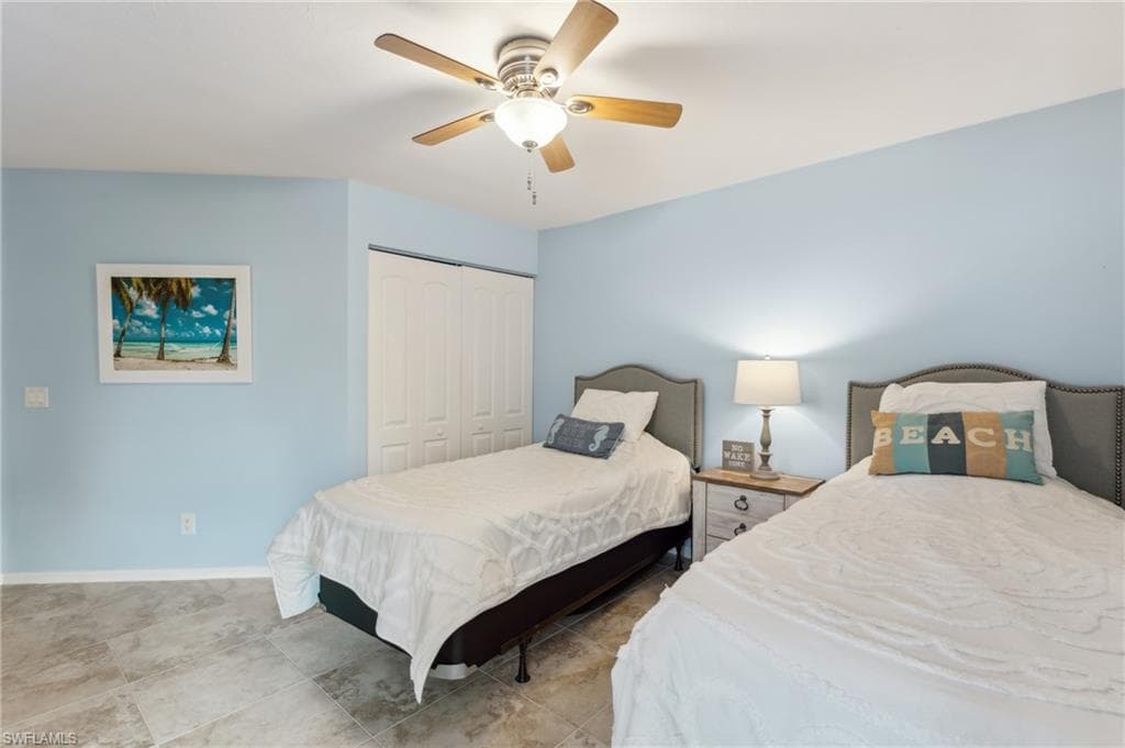 622 Wiggins Bay Dr C-22, Naples, FL 34110-24