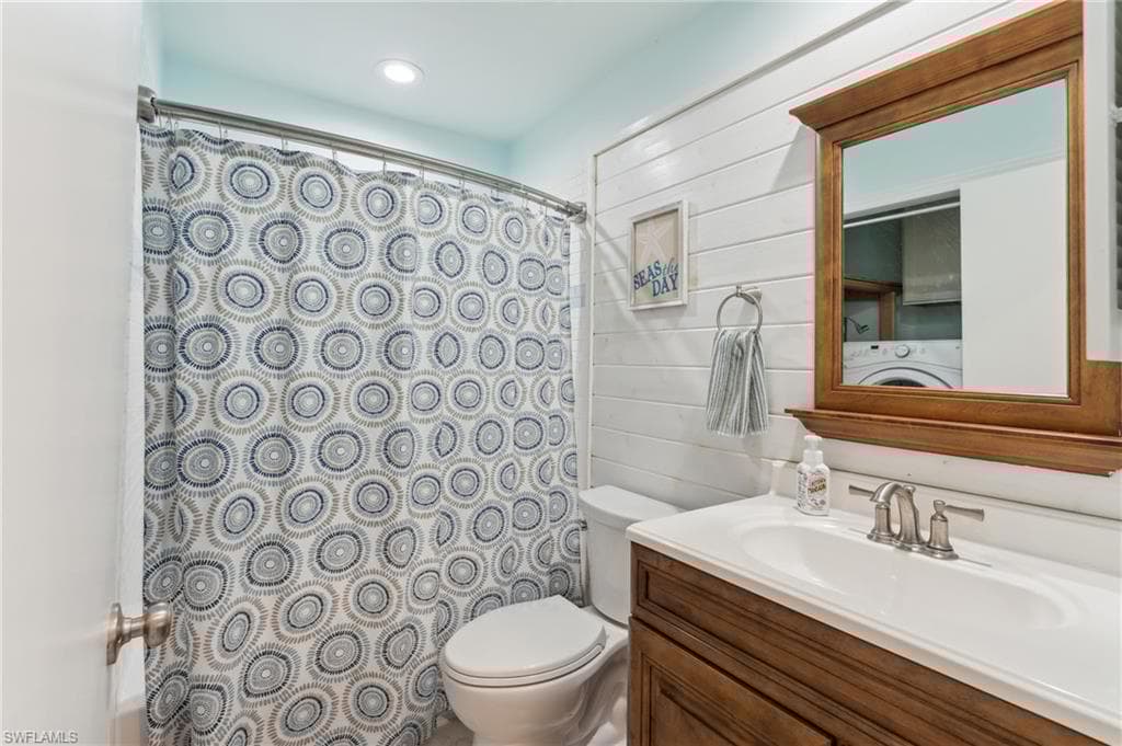 622 Wiggins Bay Dr C-22, Naples, FL 34110-25