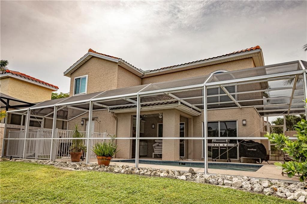 212 Sabal Lake Dr, Naples, FL 34104-30