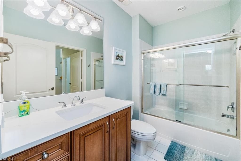 7725 Pebble Creek Cir 8-303, Naples, FL 34108-21