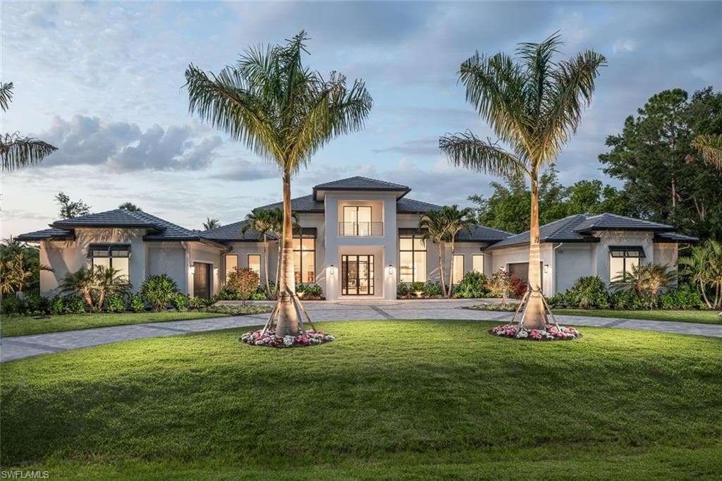 137 Tupelo Rd, Naples, FL 34108-14