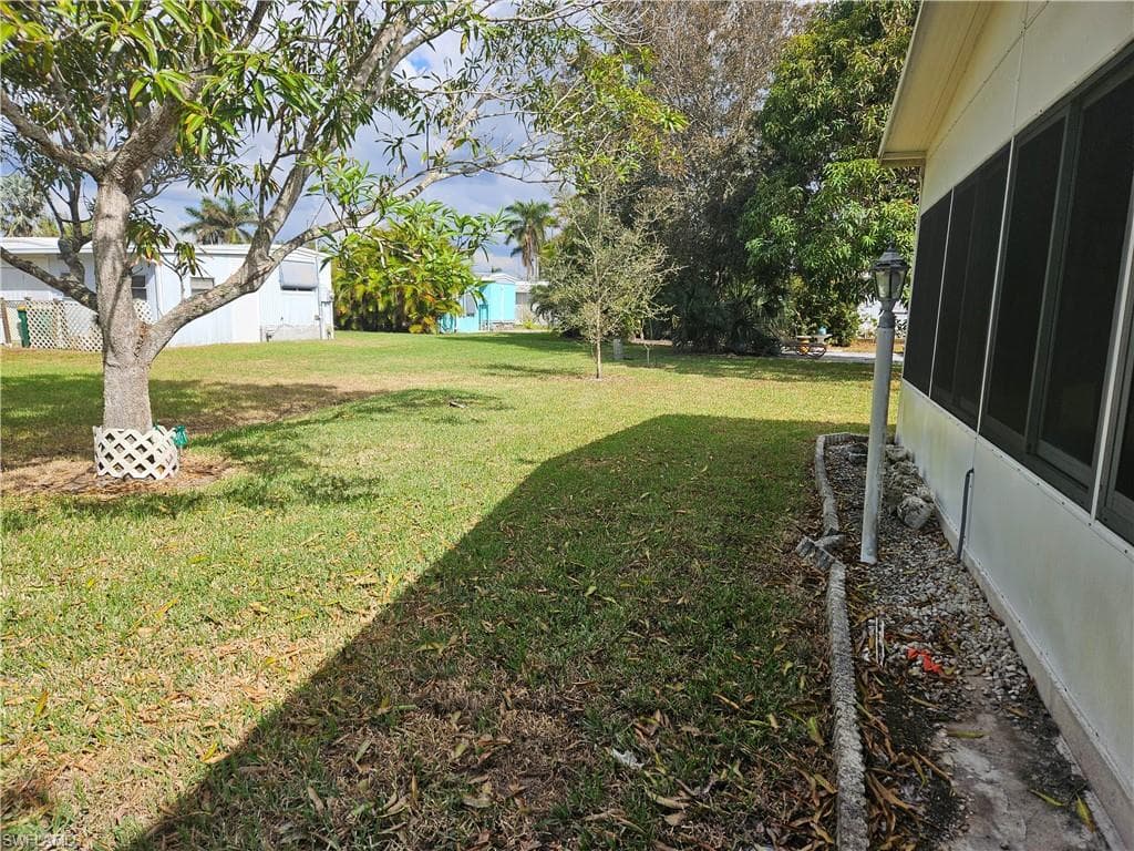 859 Manatee Rd, Naples, FL 34114-9