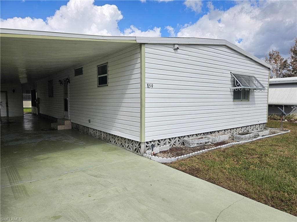 859 Manatee Rd, Naples, FL 34114-6