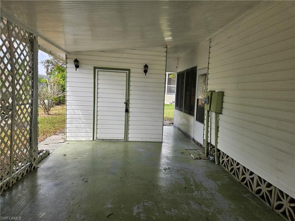 859 Manatee Rd, Naples, FL 34114-7