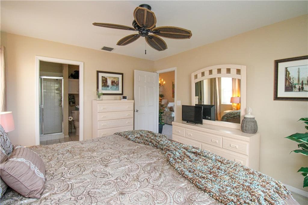 102 Pebble Shores Dr 204, Naples, FL 34110-25