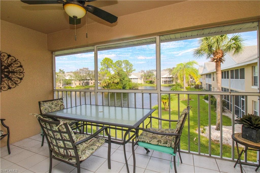 102 Pebble Shores Dr 204, Naples, FL 34110-3