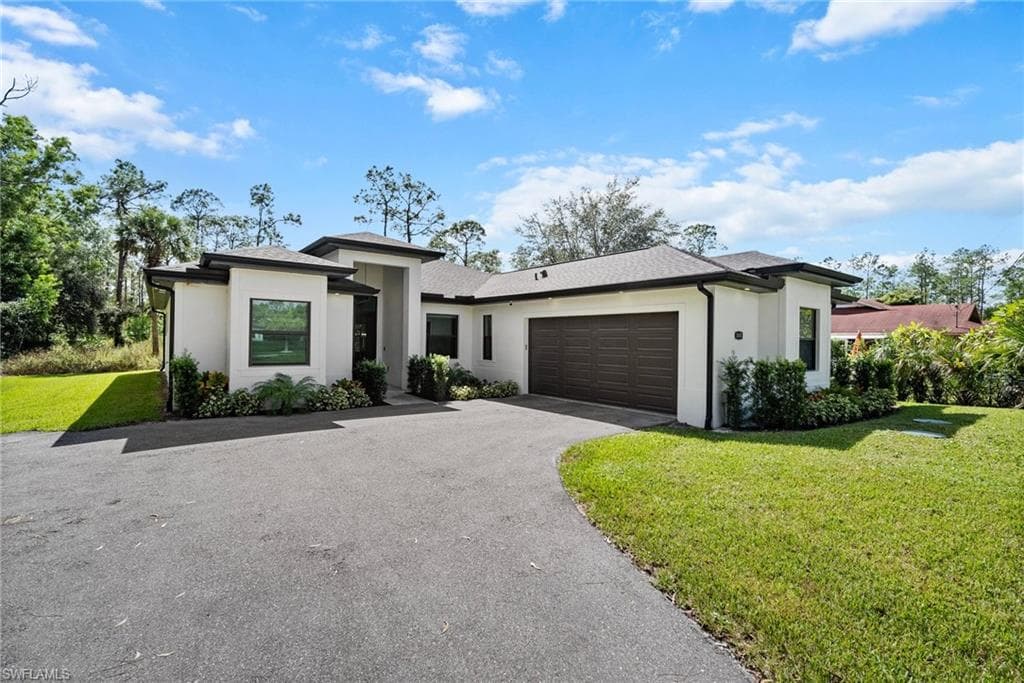 3810 2nd Ave SE, Naples, FL 34117-1