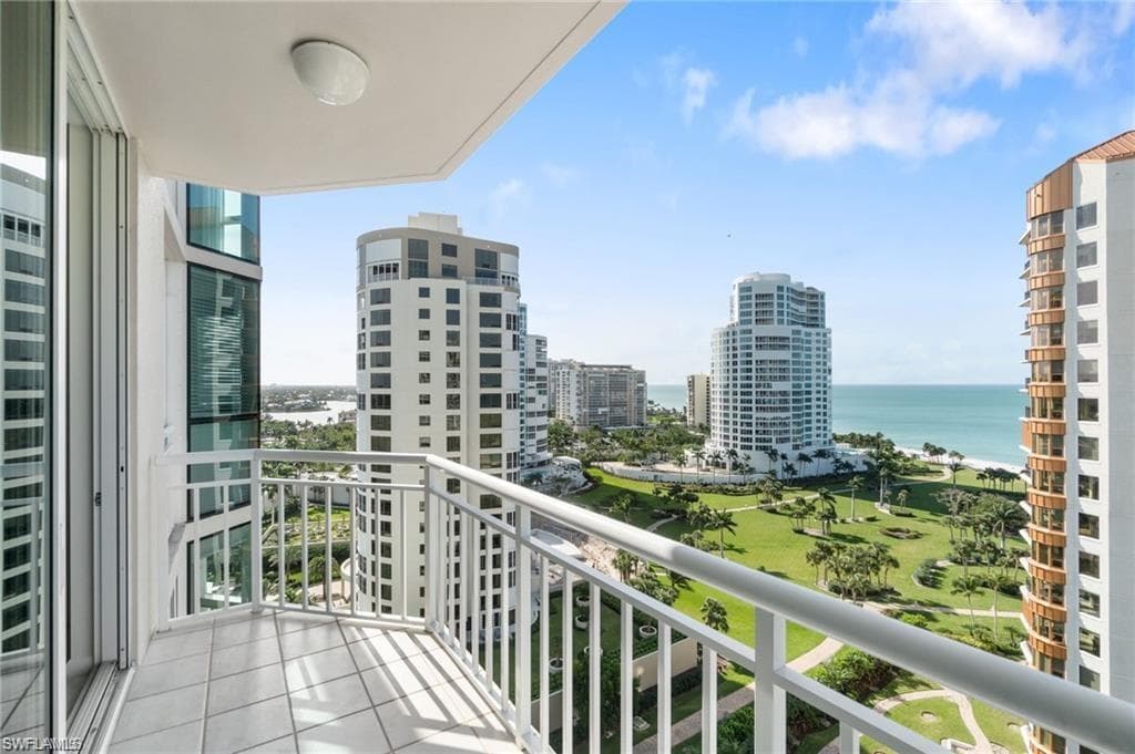 4255 Gulf Shore Blvd N 1205, Naples, FL 34103-27