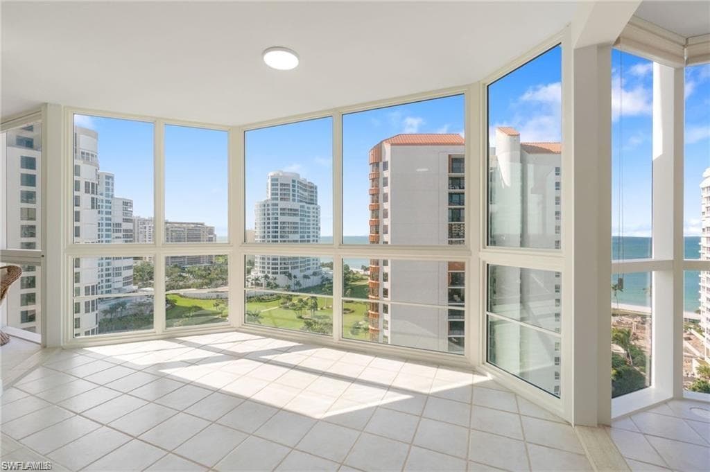 4255 Gulf Shore Blvd N 1205, Naples, FL 34103-2