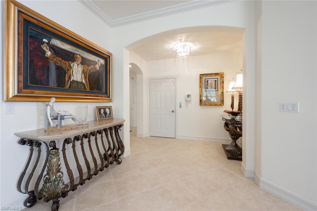 2843 Tiburon Blvd E 7-102, Naples, FL 34109-9