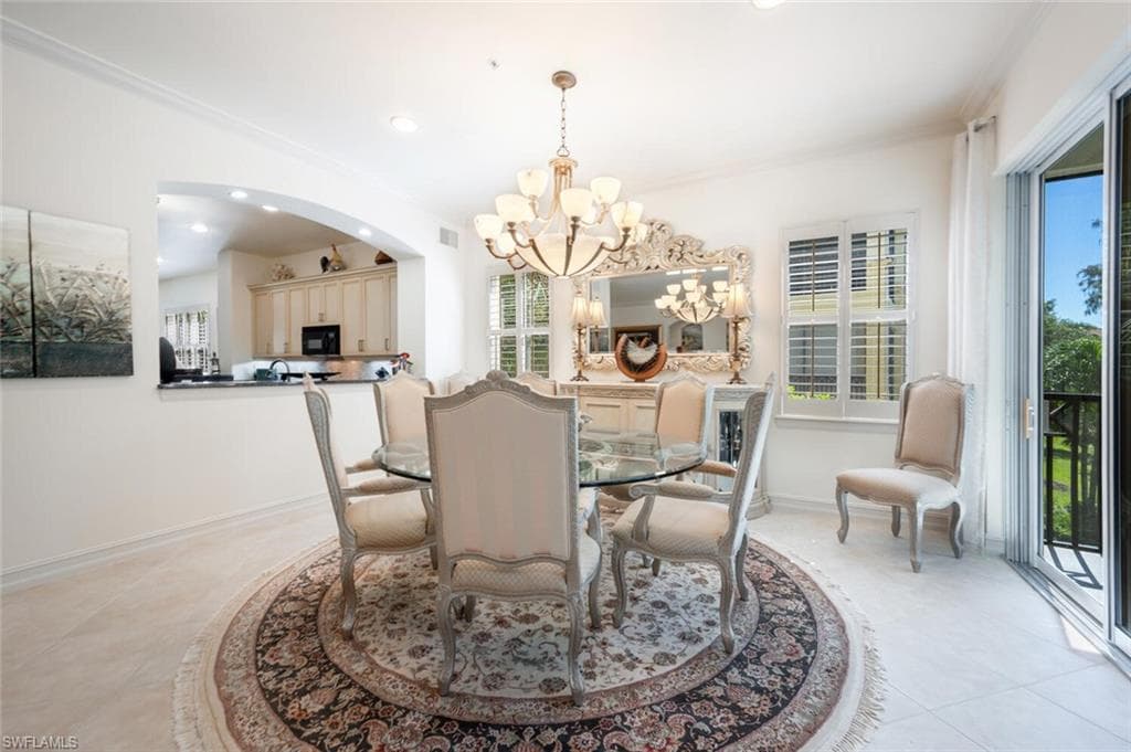 2843 Tiburon Blvd E 7-102, Naples, FL 34109-11