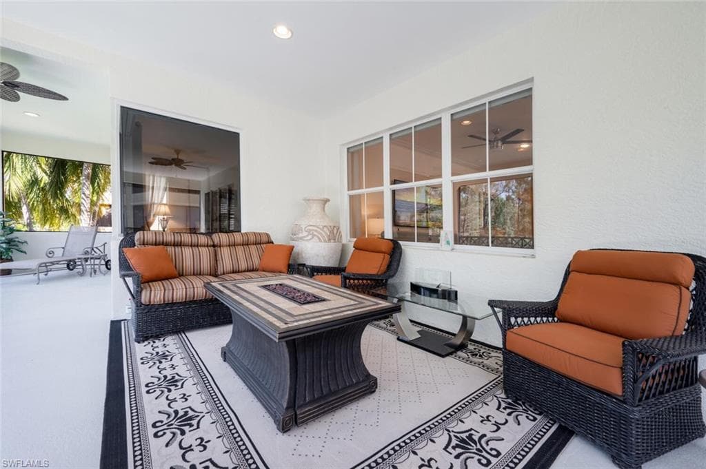 2843 Tiburon Blvd E 7-102, Naples, FL 34109-13