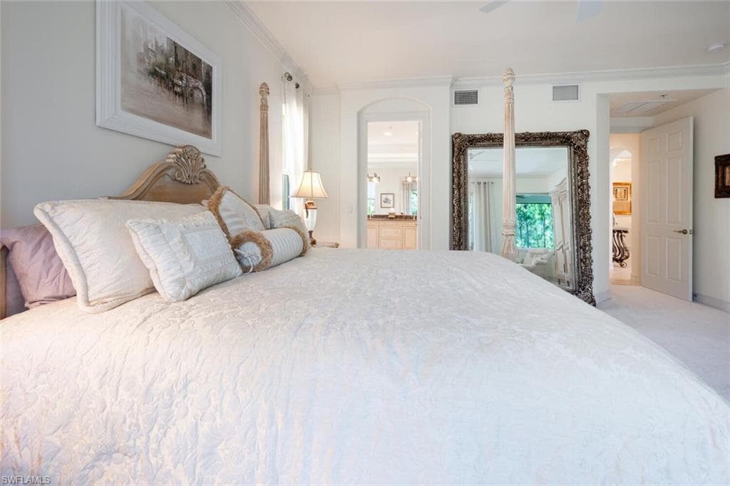 2843 Tiburon Blvd E 7-102, Naples, FL 34109-33