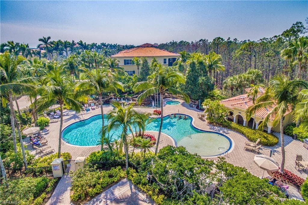 2843 Tiburon Blvd E 7-102, Naples, FL 34109-41
