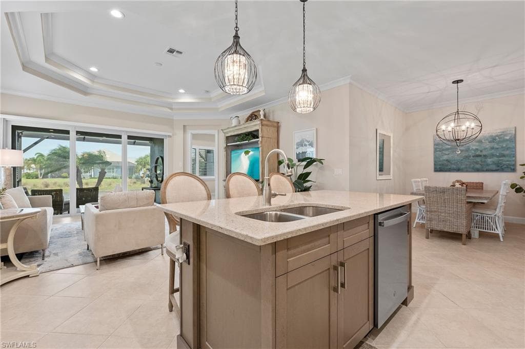 7022 Dominica Dr, Naples, FL 34113-12