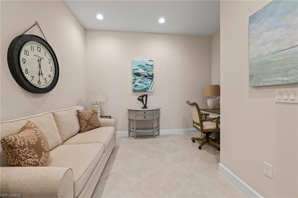 7022 Dominica Dr, Naples, FL 34113-21