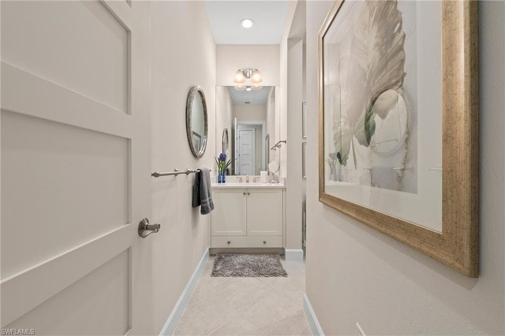 7022 Dominica Dr, Naples, FL 34113-25