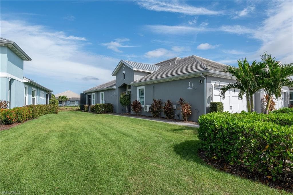 7022 Dominica Dr, Naples, FL 34113-30