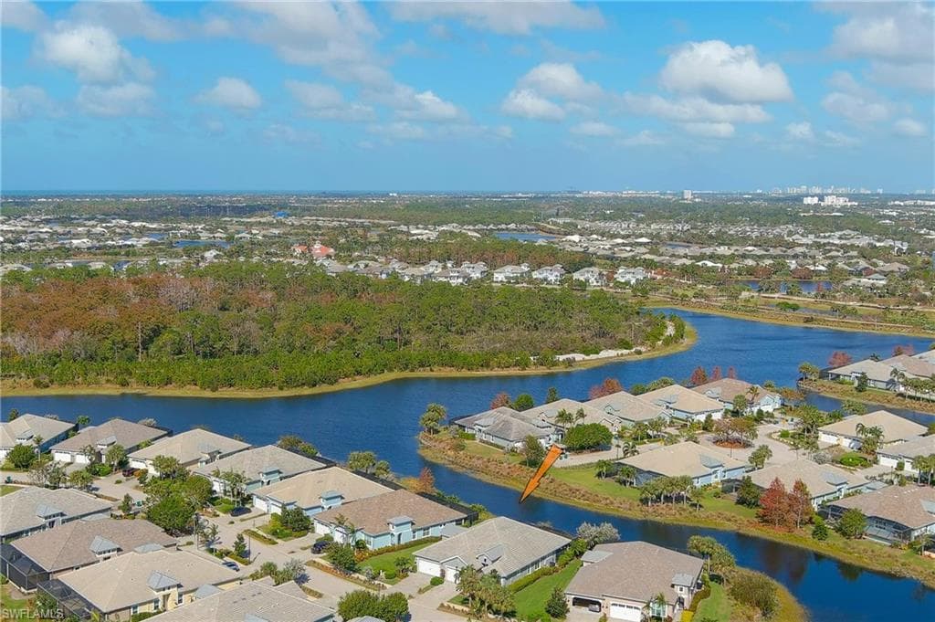 7022 Dominica Dr, Naples, FL 34113-32