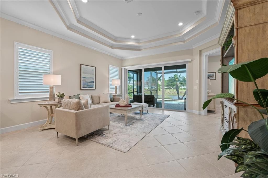 7022 Dominica Dr, Naples, FL 34113-6
