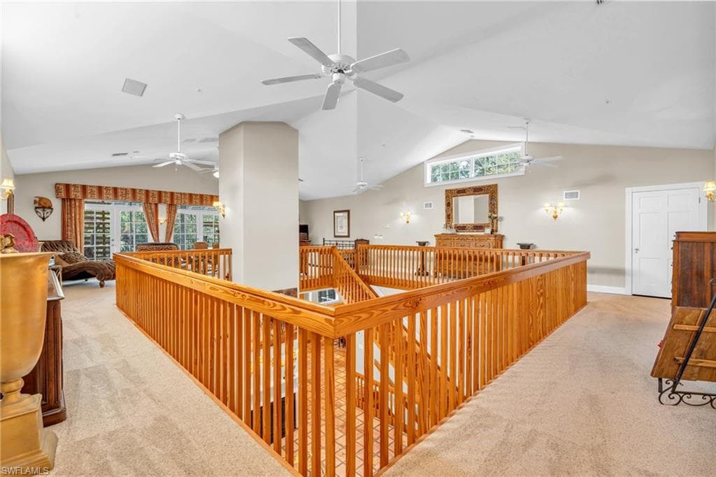 685 11th St NW, Naples, FL 34120-17
