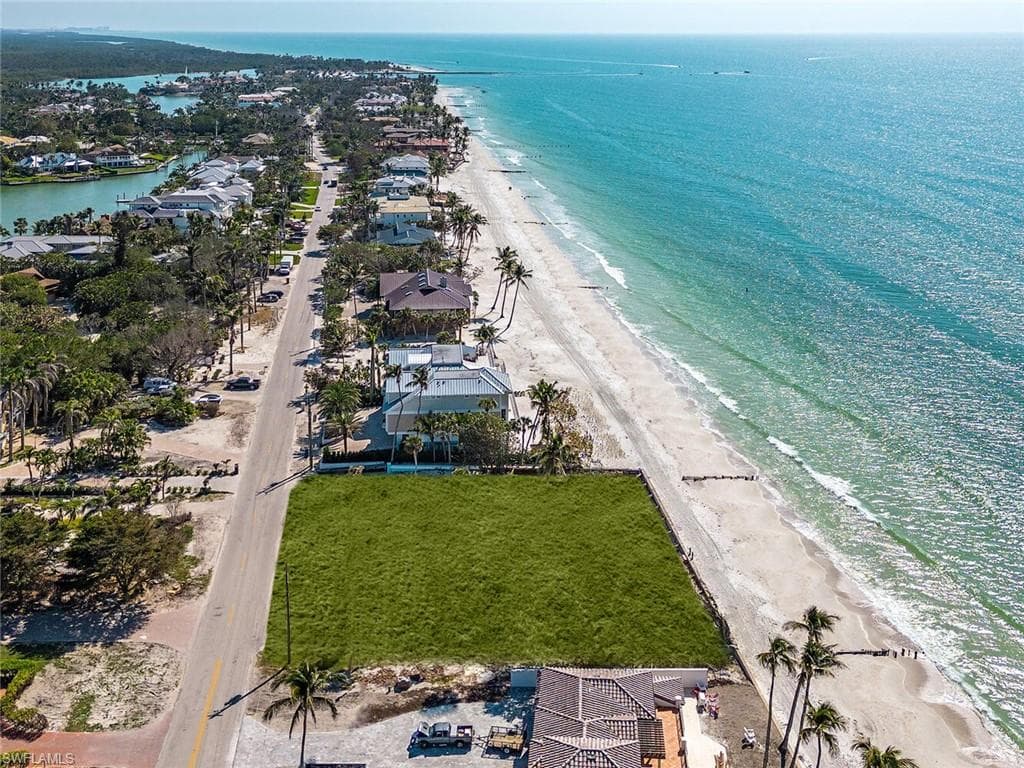 3600 Gordon Dr, Naples, FL 34102-4