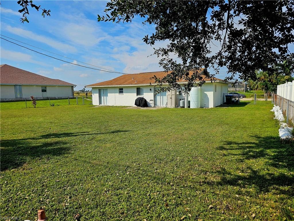 1309 4th Ave, Cape Coral, FL 33909-4