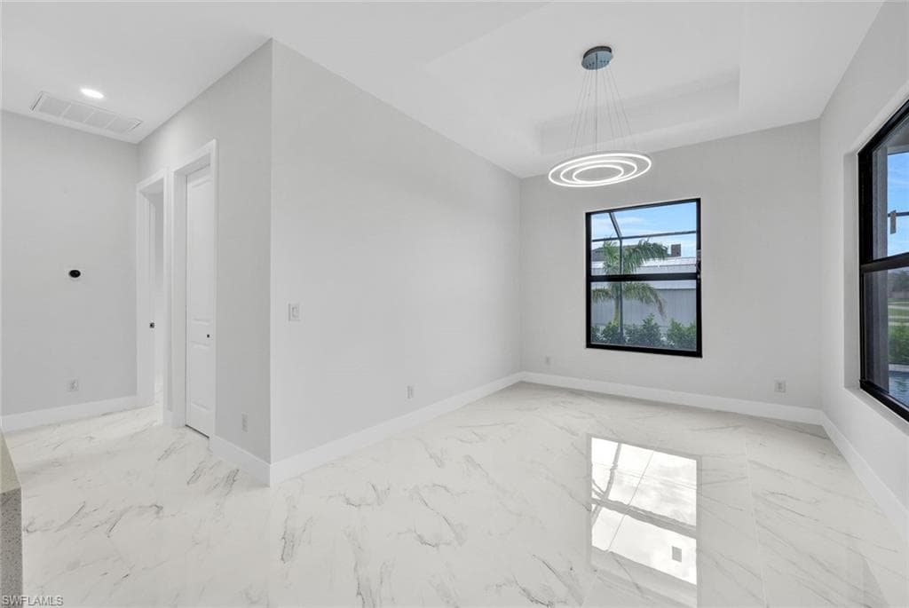 3524 15th Ter, Cape Coral, FL 33993-16