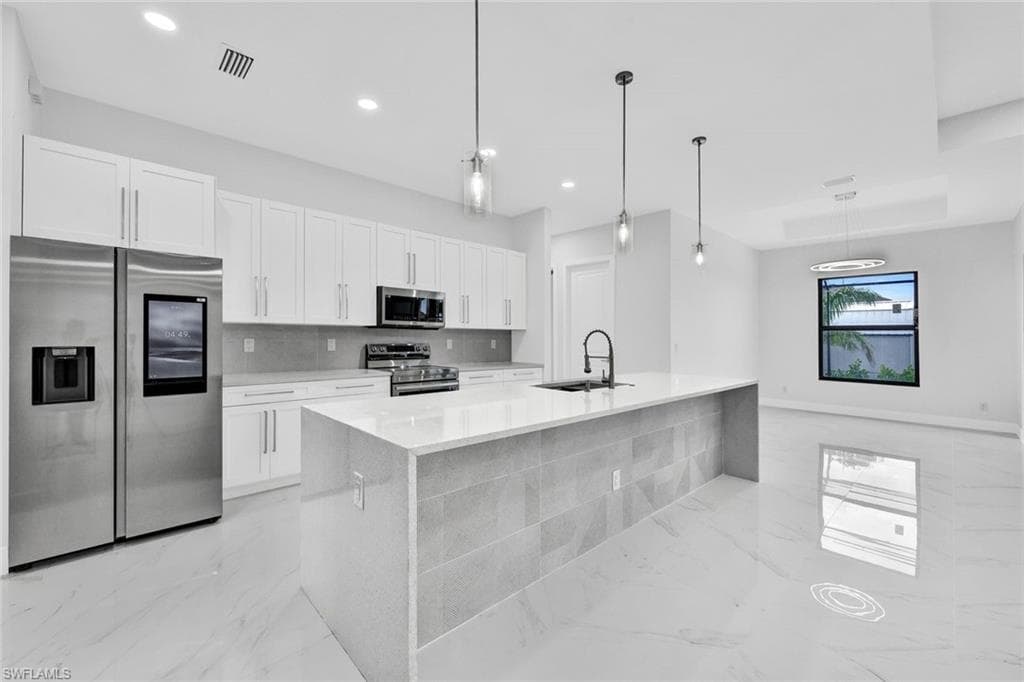 3524 15th Ter, Cape Coral, FL 33993-21