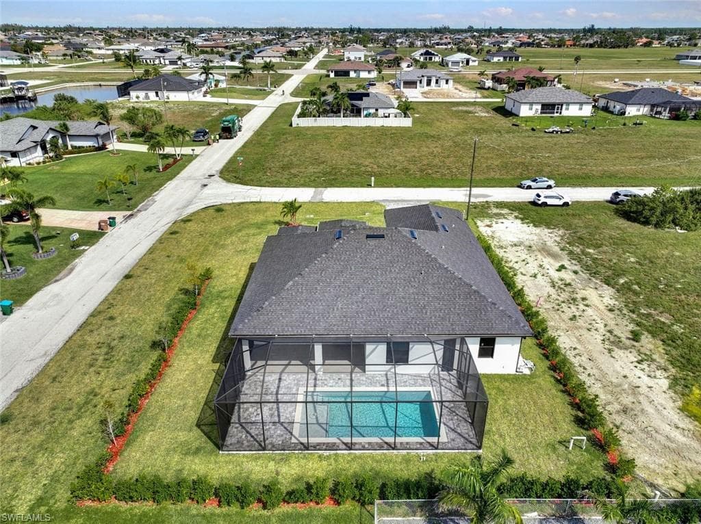3524 15th Ter, Cape Coral, FL 33993-32