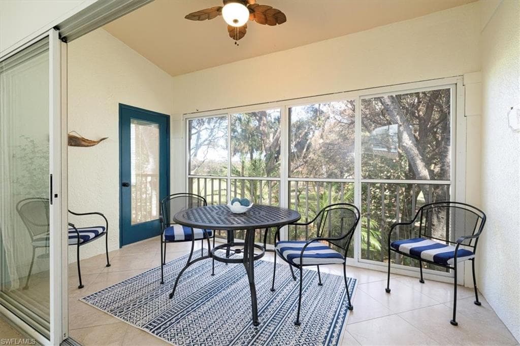 8370 Excalibur Cir J4, Naples, FL 34108-8