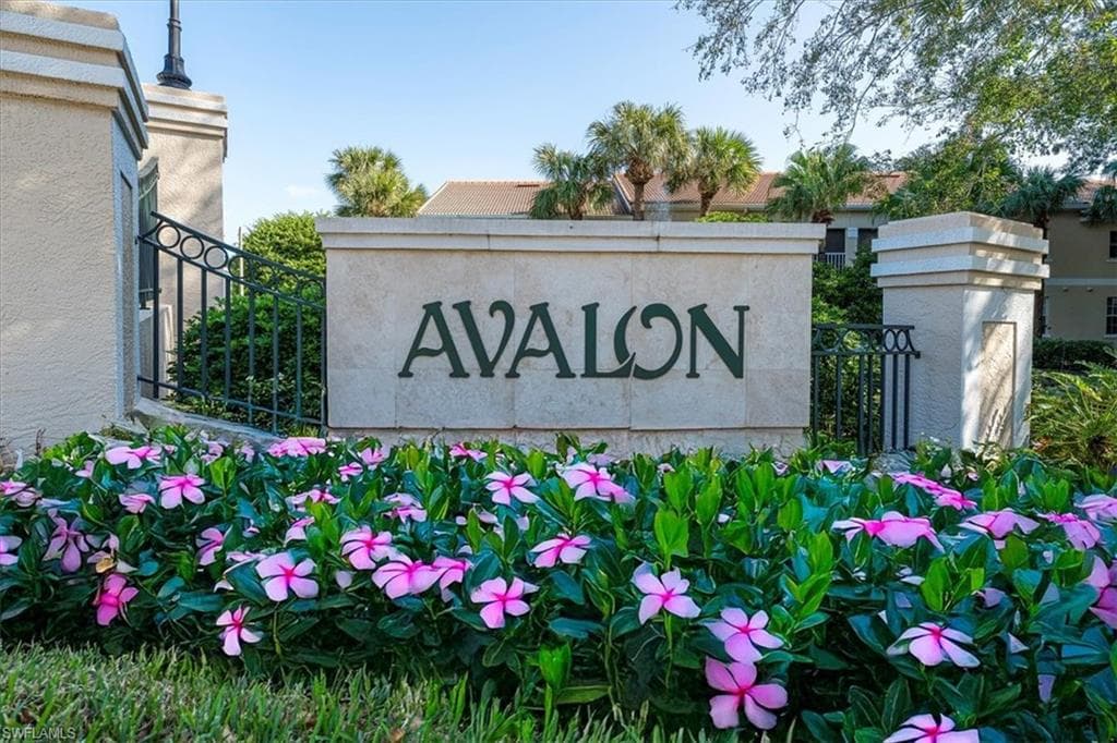 8370 Excalibur Cir J4, Naples, FL 34108-16