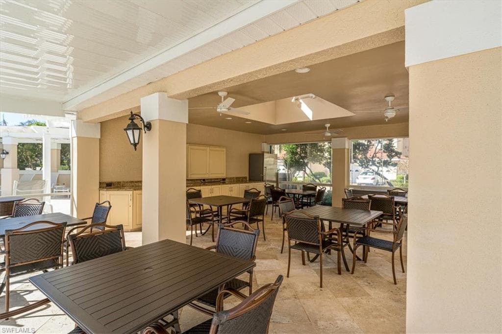 8370 Excalibur Cir J4, Naples, FL 34108-26