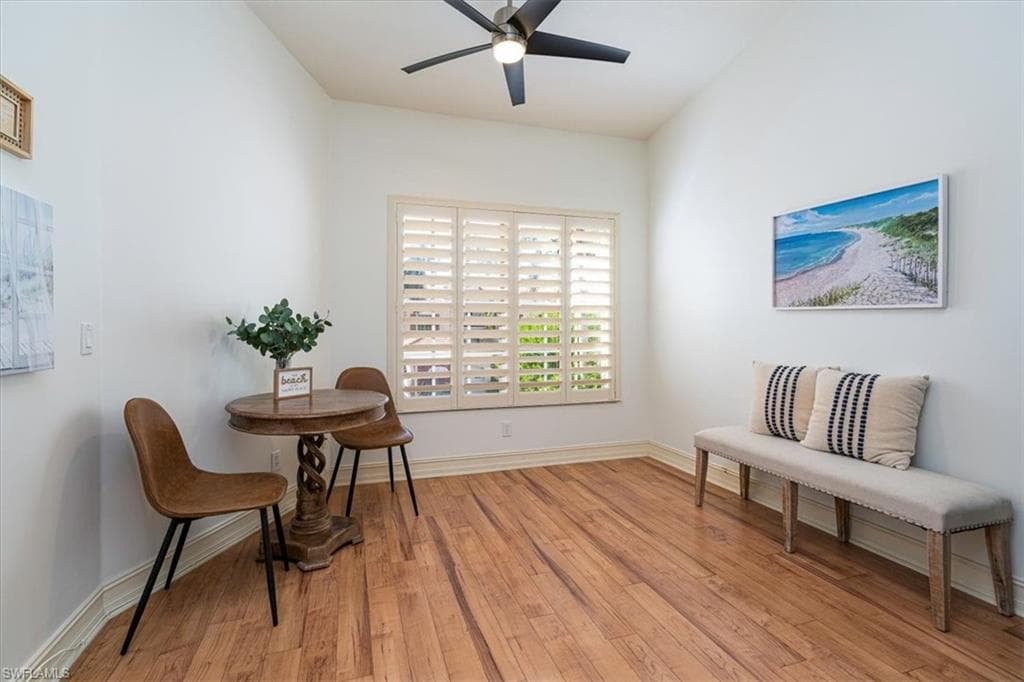 8370 Excalibur Cir J4, Naples, FL 34108-7