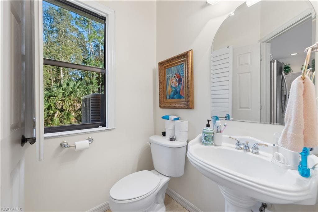 461 33rd Ave NE, Naples, FL 34120-21
