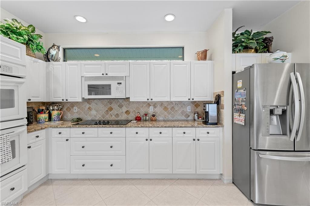 461 33rd Ave NE, Naples, FL 34120-6