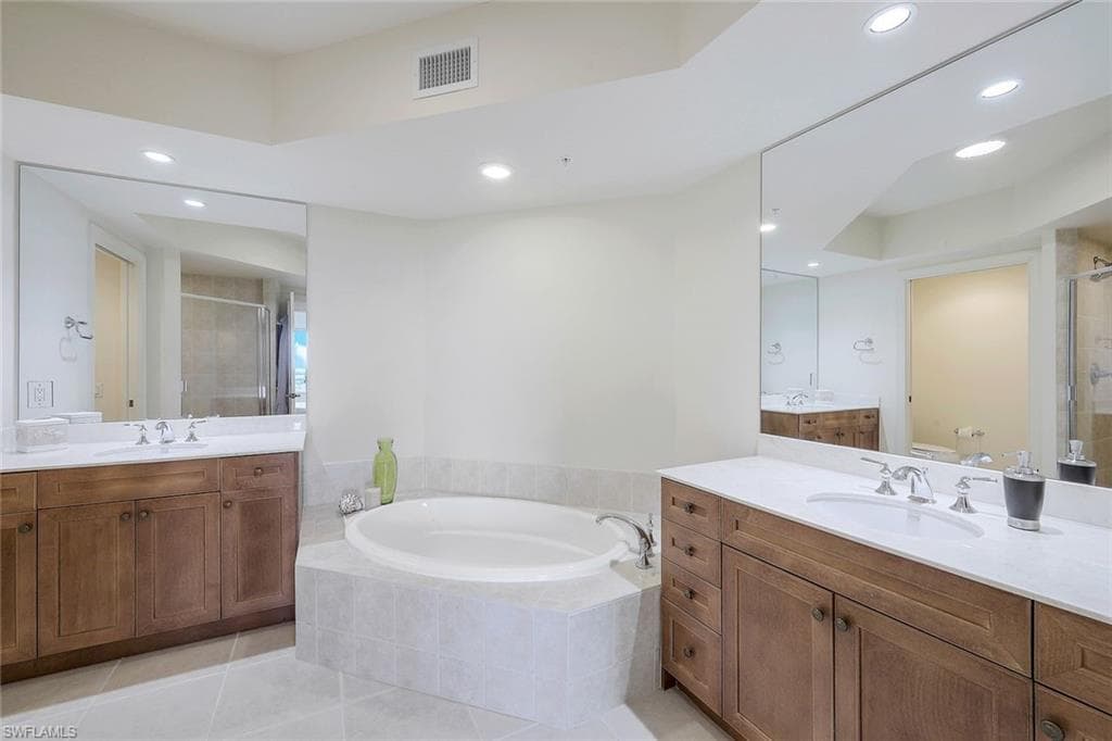 1065 Borghese Ln 704, Naples, FL 34114-15
