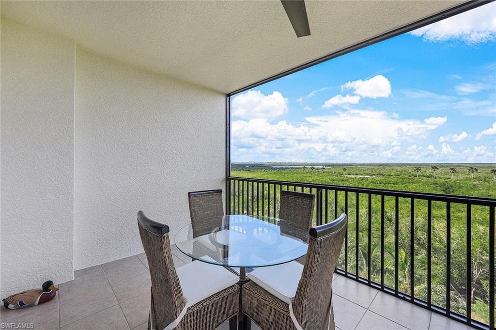 1065 Borghese Ln 704, Naples, FL 34114-19